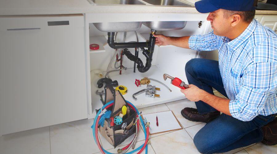 Local expert plumbing services in Anahuac, TX